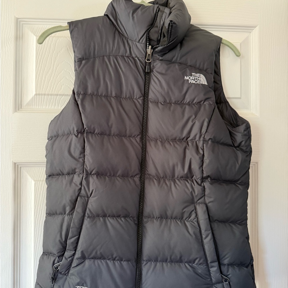 The North Face Women’s Black Puffer Vest